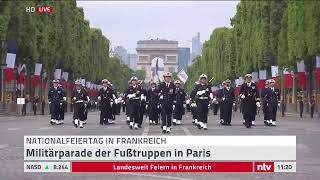 Live Nationalfeiertag in Frankreich [upl. by Aisatna]