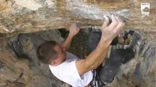 Escalade  Grimper dans un 8C avec Jérémy Bonder  FFME [upl. by Karalynn]