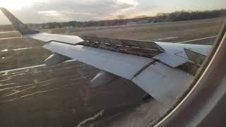 Landing at White Plains Westchester County Airport [upl. by Nahrut]