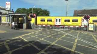 Birkdale Level Crossing [upl. by Emelyne]