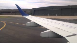 JetBlue Airways Embraer E190 Landing Westchester County Airport [upl. by Nwahsem]